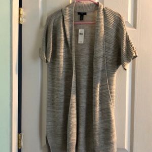 GAP Long, short sleeve cardigan. XS. New with tags